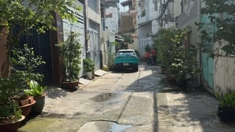 Bán nhà hẻm xe hơi Nguyễn Đình Chính, Phú Nhuận, 40m2, 5.5 tỷ