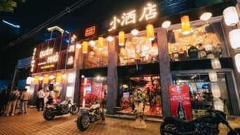 SANG NHƯỢNG/CHO THUÊ MBKD ĐẮC ĐỊA - PHỐ ĐÀO TẤN, BA ĐÌNH - VỈA HÈ RỘNG
