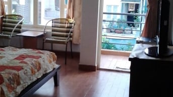 Phòng bancol  quận 10 đầy đủ nội thất, giá 4,8 tr/th