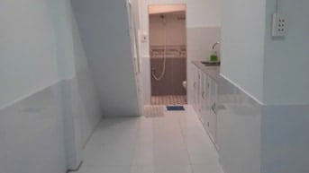 Cho thuê nhà hẻm 3m(XM) Đường 702 Hồng Bàng, P.1, Q.11 giá 8.5tr