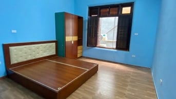 Chính chủ - Cho thuê nhà nguyên căn 4 tầng tại số 8F ngõ 81 phố Láng H