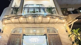 Bán nhà Đẹp đường Nguyên Hồng,P1,Gò Vấp, ngang4mx18m,đang cho thuê,SHR