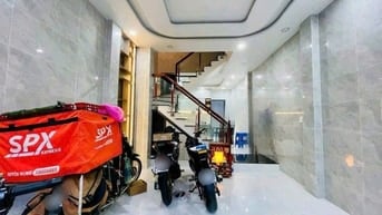 CẦN TIỀN CHẠY THẬN BÁN NHÀ 1T1L /50M2/1TY980, Đ.ĐOÀN VĂN BƠ , HXH-SHR 