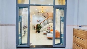 NHÀ ĐẸP-NGAY KHU VỰC SẦM UẤT-SỔ SÁCH CHUẨN CHỈNH-GIÁ TỐT NHẤT KHU VỰC