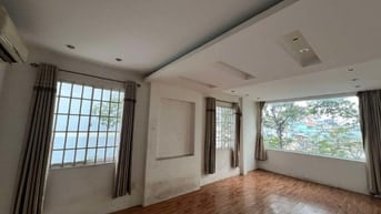 Nhà cho thuê 4 tầng, diện tích sàn 40m2