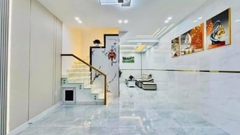 Nhà đẹp 43m2 gần chợ Cây Quéo - Hoàng Hoa Thám, Bình Thạnh chỉ 2ty850