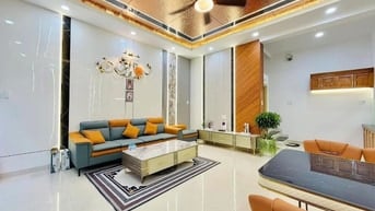Nhà đẹp 4 tầng kế sân bay Tân Sơn Nhất - 44m2 giá 2tỷ780 đường Yên Thế