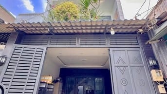 Nhà 3Tầng Lý Thường Kiệt Q11, 79m², Hẻm Ô Tô, Sổ Riêng, Giá 2.2 Tỷ