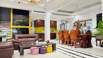 Siêu phẩm Biệt thự Sân vườn, Lô góc, Ôto đỗ, 105m, 6 tầng, giá 25,9 tỷ