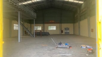 Cho thuê kho tại lô CN 06-04 khu CN xã Ninh Hiệp, Gia Lâm, Hà Nội 500m