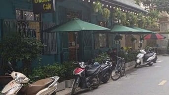 NHƯỢNG CỬA HÀNG CAFE PHỐ TRUNG KÍNH, CẦU GIẤY