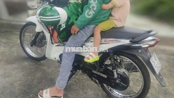 Xe wawe s110 máy móc êm như chó thổ.k 1 tiếng kêu