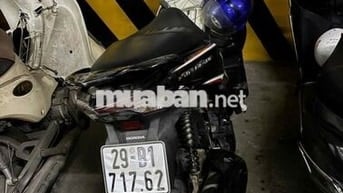 Airblade 2016 đen trắng, biển 29B1