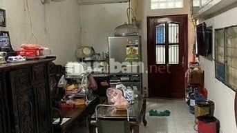 Cần bán nhà số 16 phố Hàng Giấy, Quận Hoàn Kiếm, giá tốt