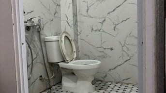 Cho thuê phòng 20m2 đủ đồ Ngõ 37 Tây Kết HBT - HN 