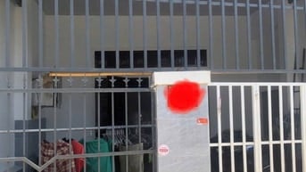 CẦN BÁN NHANH NHÀ NHÀ CẤP 4 GÁC LỬNG ĐÚC KIÊN CỐ GIÁ RẺ NHẤT KHU VỰC