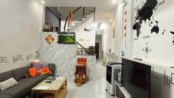 CẦN BÁN GẤP – NHÀ CÓ SẴN NỘI THẤT – TRUNG TÂM TÂN BÌNH – CHÍNH CHỦ – G