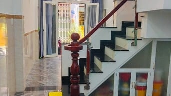 NHÀ ĐẸP VÀO O NGAY , TẶNG LẠI TOÀN BỘ NỘI THẤT ,HẺM XE HƠI  