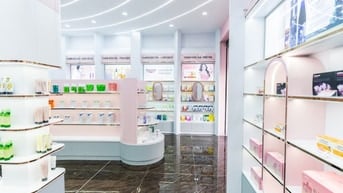 Tuyển LĐPT, tạp vụ, phụ kho tại quận 3