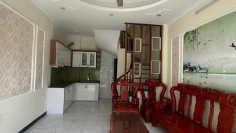 🏠 BÁN NHÀ BÁT KHỐI - CỰ KHỐI, LONG BIÊN ✅ Diện tích: 30m² — Mặt tiền: