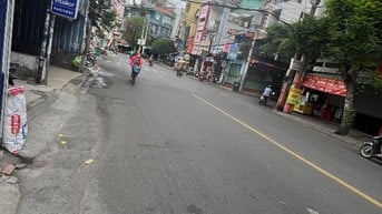 Mặt tiền đường đồng đen , khu sầm uất , tiện Kd , 4x20 , 30tr . 