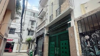 Cho Thuê Nhà Hẻm Xe Hơi Đường Điện Biên Phủ 
