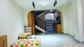 Bán nhà trong ngõ 254 phố Minh Khai, DT 32m2, xây dựng 4 tầng