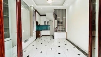 Bắc Từ Liêm Ô Tô Vào Nhà- trước nhà12 mét -Ô Tô Tránh 80m- 5 Tỷ 9