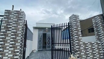 Cần bán gấp căn nhà đẹp 130m2 ở xã Phước Hiệp - Củ Chi giá 800 triệu.