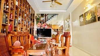 CẠNH BÊN CITYLAND GÒ VẤP - Ô TÔ NGỦ NHÀ - 4 x 18 - 4 TẦNG - 8.3 TỶ CÒN