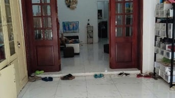Bán nhà mặt phố Vân Trì  Đông Anh 90m 2 tầng, mặt tiền 6m.Ga ra ô tô.