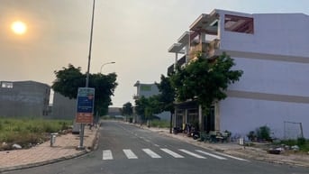 Bán gấp đất Bình Dương, mặt tiền đường 12m