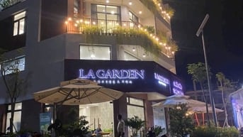 Nhà phố liền kề chợ Bình Chánh - Ngay siêu nút giao Mỹ Yên - Long Thàn
