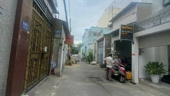 bán nhà hẻm xe hơi đường lưu chí hiếu DT 4,5x25 cấp 4 bán 8,8 tỷ 