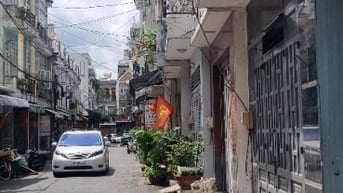 Gò-vấp-hẻm-xe-hơi-tới-nhà-khu-dân-cư nhà mới đẹp tặng full nội thất