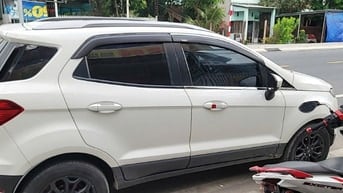 Bán xe Ford Ecosport Tita đời 2017 - 1 chủ từ đầu