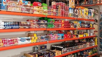  Cần tuyển tạp vụ lau chùi dọn dẹp tại các chuỗi cửa hàng 