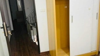 Cho Thuê NR Tại Hai Bà Trưng,6PN,4WC,ở GĐ, nhóm Hoặc CHDV 