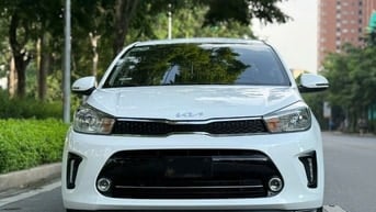Cần bán Kia Soluto 1.4 AT sx cuối 2023 màu trắng siêu mới