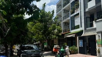 Nhà vừa ở vừa làm văn phòng kinh doanh. Khu vực trung tâm
