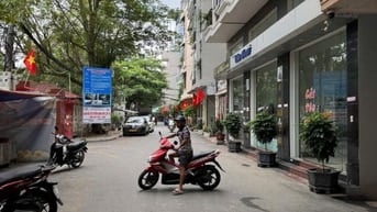 PHỐ BÀ TRIỆU, HÀ ĐÔNG – ĐỐI DIỆN TRƯỜNG CẤP 3 LÊ LỢI – 5 TẦNG. 6,45 TỶ
