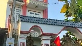 Biệt thự cần bán gần Chợ Đầu mối Hóc môn 9x18m đúc 5 tấm giá chỉ 8 tỷ 