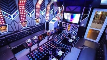 Karaoke Bình Thạnh tuyển quản lý PR, ngoại hình đẹp, lương 30tr. 