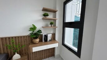 Bán nhà chính chủ mới xây 100% giáp Bình Thạnh