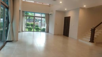 Biệt thự Riviera Cove, 1 trệt 2 lầu, 4PN, gara, bếp lớn. view thoáng
