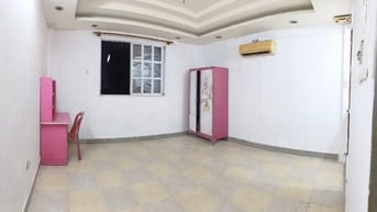 Phòng thoáng mát, wc riêng, tự do, máy giặt, thangmáy, gần chợ bàChieu