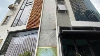 Toà nhà 2mt siêu VIP quận 10 nhỉnh 7 tỷ 2 xe hơi tránh nhau 