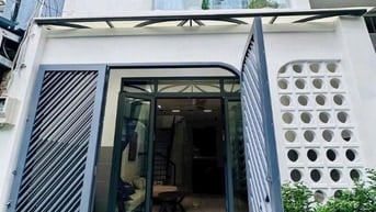 Nhà tuyệt đẹp CAO CẤP DT:4x12,5m hẻm 4m Bùi Quang Là, P12, Q.Gò Vấp.