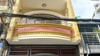Chỉ 1 căn duy nhất! Nhà đẹp 3 tầng – trung tâm Tân Bình – giá quá tốt!