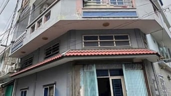 Bán nhà góc 2 mặt hẻm Quận 11, Khu phân lô Lạc Long Quân, giá 5.6 tỷ